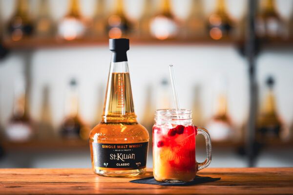 Berry Breeze Cocktail mit St. Kilian CLASSIC