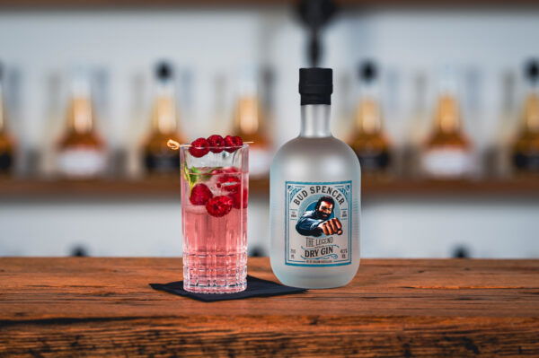 Gin Wild Berry - BUD SPENCER - DISTILLED DRY GIN Cocktail